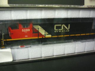 ho sd40 2w locomotive w sound cn intermountain 49303 02