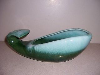 VTG RETRO HULL ART POTTERY #88 WHALE CANDLE HOLDER   MID CENTURY 