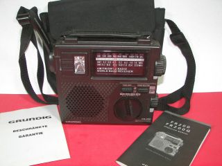   Grundig FR 200 AM FM Shortwave Portable Crank Emergency Survival Radio
