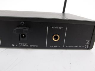 AKG SR 40 s Stationary Receiver Single Pro Wireless HT40 Microphone 