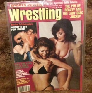    Review Wrestling Magazine Nov 1977 Andre the Giant Womens Apartment