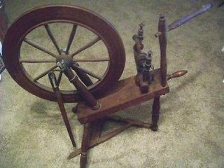   Wooden Spinning Wheel (1800s)   Local Pickup Only   Akron, Ohio