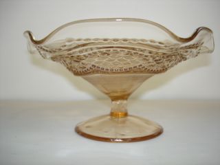 Northwood Pearls & Scales Ruffle Edge Compote Peach Amber