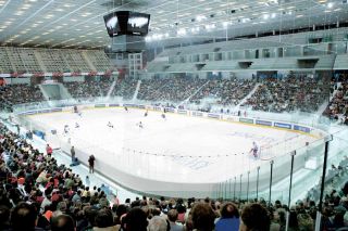 IIHF Souv Hockey Puck Winter Olympic Games 2006 Torino Italy Gold 