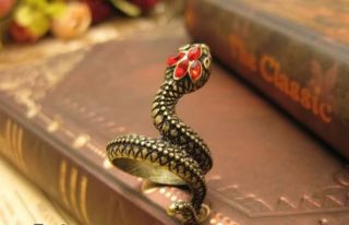 Retro Artificial Ruby Snake Wrap Finger Ring Size 7 RAA