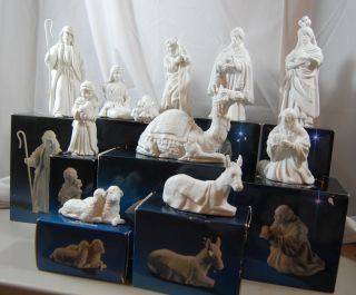Avon Nativity Collectibles Porcelain Figurines from 1980s All 11 