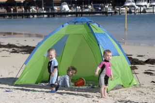 Baby Beach Tent Cabana Sun Shade Banz 78w x 78 D x 51 H Brand New 