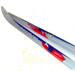 New Brand Name Atomic Waxless XC Cross Country Skis Package Unbox Ski 