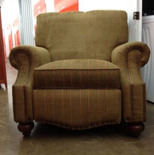 Gorgeous Bassett Club Room Recliner / Chair   Fabric Furniture   PICK 