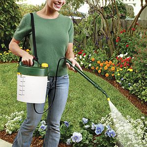 Battery Powered Lawn Watering or Deicer Sprayer