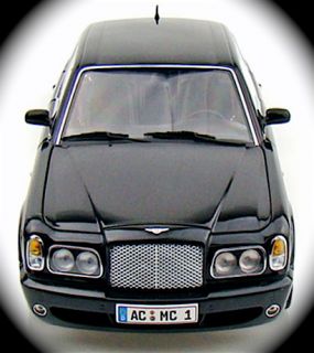 Minichamps 118 Spectacular Black 2002 Bentley Arnage R, NIB