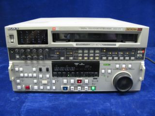 Sony DNW A75 Beta SX Player Recorder w 1785 Tape Hrs