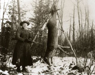 Vintage Woman Deer Hunter Big Buck Antique Hunting WOW