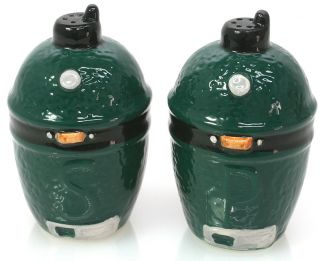 Big Green Egg Salt & Pepper Shakers / Ceramic 2pc
