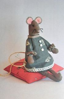 Bitty Mouse Pincushion Sewing Craft Pattern