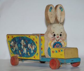 Vintage 1957 Fisher Price Bizzy Bunny Cart 306 Mechanical Pull Toy 
