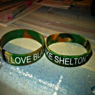  Blake Shelton Wristband