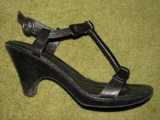 Born Crown black leather t strap high heel sandals womens 8 M 39 W 