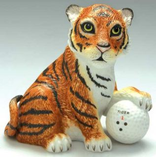   Tiger on The 18th Hole Porcelain Golf Boehm Figurine
