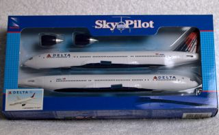 Sky Pilot Boeing 777 200 Delta Airlines Model Discontinued Ships Free 