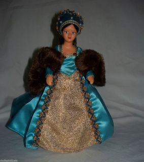 Vintage 8 Anne Boleyn Second Queen of Henry V11 by Peggy Newsbit