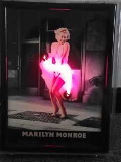 Marilyn Monroe Boulevard of Broken Dreams Skirt Bar Light Man Cave 
