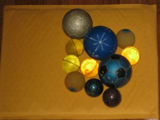 11 Super Bouncing Balls (8 small balls & 3 Palm Sized Balls)