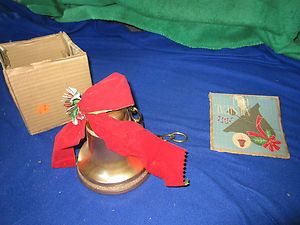 VINTAGE MUSICAL CHRISTMAS BELL in Bells
