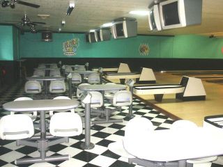   bowl 113 kommers st mount calvary wi 53057 bowling lanes pinsetters
