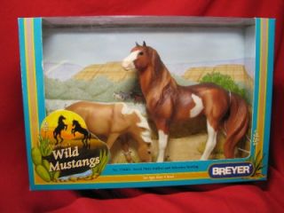Breyer Americas Wild Mustangs Horses Sorrel Pinto Stallion Palomino 