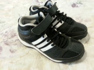 Boys Adidas Shoes 1.5 (1 1/2) Black White Cleats Baseball Football 