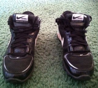 Nike Youth Football Cleats Size 3Y