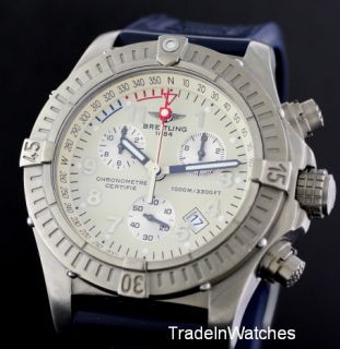 Breitling Chrono Avenger M1 Mens Quartz Chronometer Chronograph Watch 