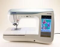 Brother Embroidery Machine Innovis 2500D Computerized Quilting Sewing 