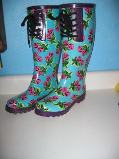  Betsey Johnson Rain Boots Size 6