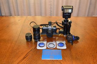 Olympus OM 10 35mm SLR Film Camera Accessories