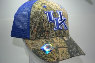  CAMO HAT BY MOSSY OAK. THE KENTUCKY WILDCATS HAT FEATURES CLASSIC CAMO