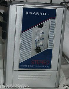 Vintage Sanyo Stereo Cassette Player M G7 Walkman Personal Stereo 