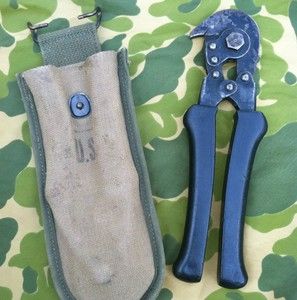 WWII US Army Engineer Wire Cutters with Carrier