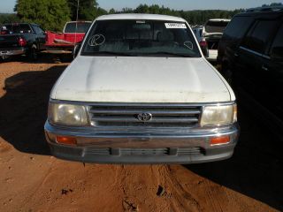 Used 95 96 97 98 Toyota T100 Rear Axle Assembly