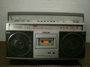     Sound / Radio / Cassette tape deck boombox vintage CFS   V2 corder