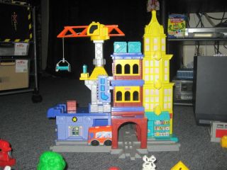 FISHER PRICE GEOTRAX ROAD AND RAILWAY PLAYSET COLLECTION *HUGE LOT 