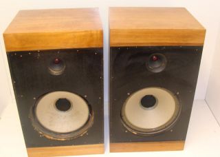 vintage cerwin vega r 24 floor speakers wow set 2