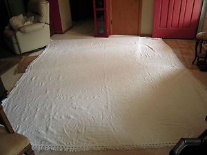 Chenille Bedspread Queen Very Good Cond White 117 x 100