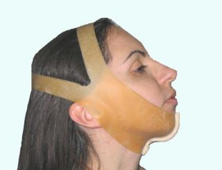 Belmento Chin Band in Rubber Latex Against Double Chin