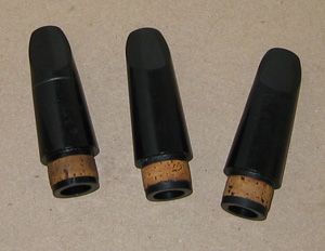 description 3 bb clarinet mouthpieces with ligatures and caps these