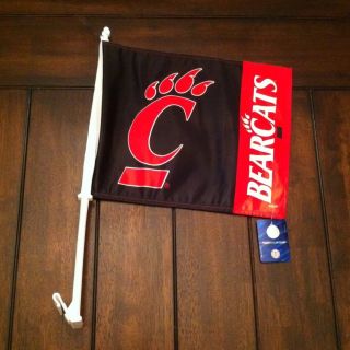 NCAA University of Cincinnati Bearcats Car Window Flag New NWT