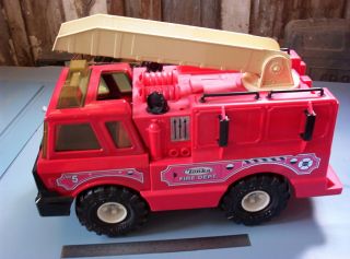 Tonka Large Fire Truck No 5 Hasbo 1999 Item 90219