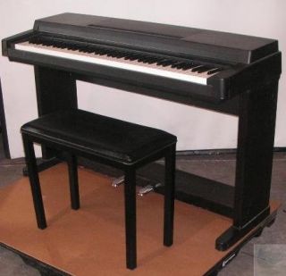 Yamaha CLP 250 Clavinova Digital Piano Electric Harpsichord w Pedals