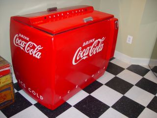  Vintage Coca Cola Chest Type Cooler